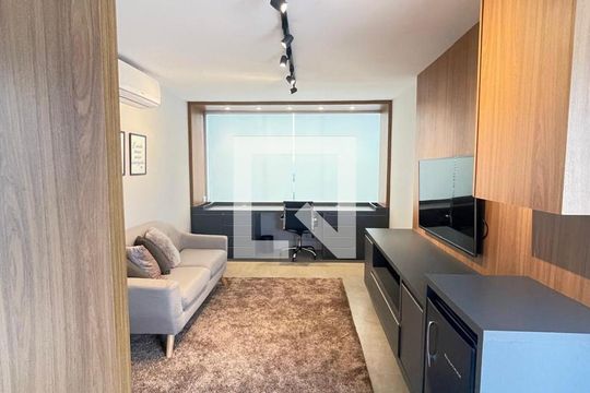 Sala de tv de apartamento à venda com 4 quartos, 340m² em Aclimação, São Paulo