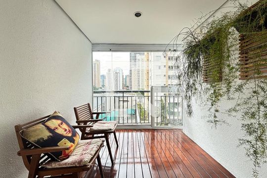 Varanda de apartamento à venda com 1 quarto, 75m² em Vila Olímpia, São Paulo
