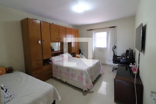 Quarto 1 de casa à venda com 3 quartos, 265m² em Santo Antônio, Osasco