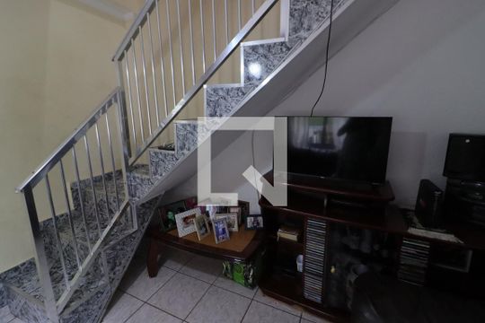 Sala de casa à venda com 3 quartos, 265m² em Santo Antônio, Osasco