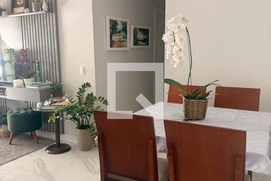 Sala de apartamento para alugar com 2 quartos, 69m² em Encruzilhada, Santos