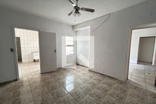 Sala 2 de casa à venda com 6 quartos, 450m² em Parque Continental I, Guarulhos