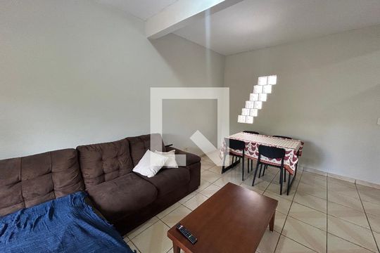 Sala  de casa à venda com 6 quartos, 450m² em Parque Continental I, Guarulhos