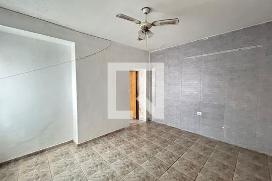 Sala 2 de casa à venda com 6 quartos, 450m² em Parque Continental I, Guarulhos