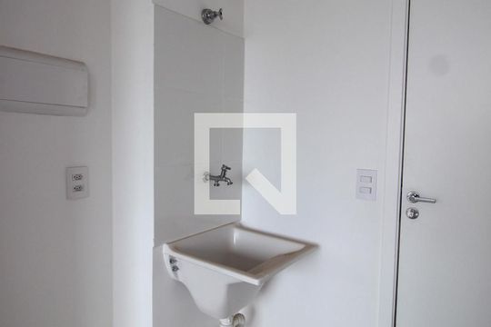 Sala / Cozinha / Área de Serviço de kitnet/studio à venda com 1 quarto, 24m² em Paraíso do Morumbi, São Paulo