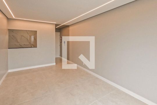 Apartamento à venda com 3 quartos, 64m² em São Domingos, São Paulo