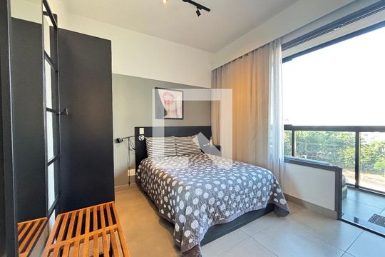Studio de kitnet/studio para alugar com 1 quarto, 27m² em Vila Olímpia, São Paulo