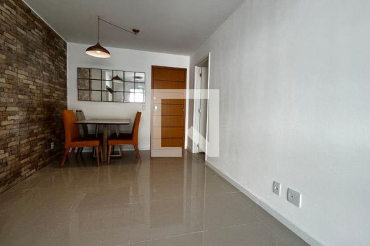 Apartamento à venda com 2 quartos, 67m² em Vargem Pequena, Rio de Janeiro