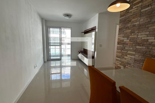 Sala de apartamento à venda com 2 quartos, 67m² em Vargem Pequena, Rio de Janeiro