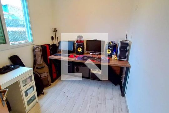 Quarto de apartamento à venda com 4 quartos, 208m² em Vila Metalúrgica, Santo André