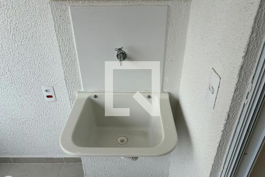 Varanda/ Área de serviço  de apartamento para alugar com 2 quartos, 35m² em Vila Jaguara, São Paulo
