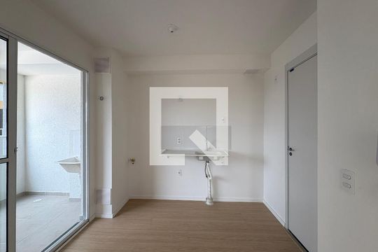 Sala/ Cozinha de apartamento para alugar com 2 quartos, 35m² em Vila Jaguara, São Paulo