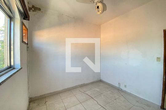 Casa à venda com 4 quartos, 120m² em Encantado, Rio de Janeiro