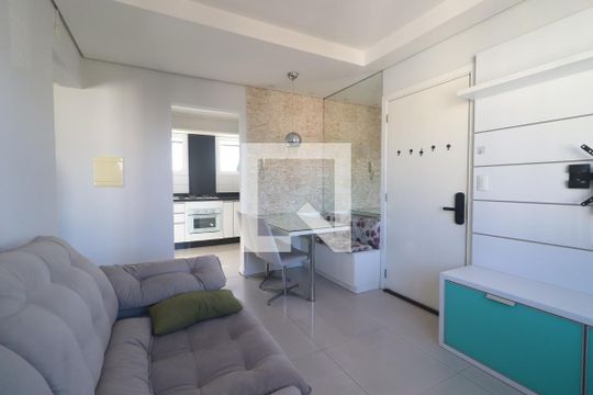 Apartamento à venda com 2 quartos, 63m² em Vila Nova, Novo Hamburgo