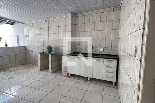 Casa para alugar com 4 quartos, 238m² em Setor Bueno, Goiânia