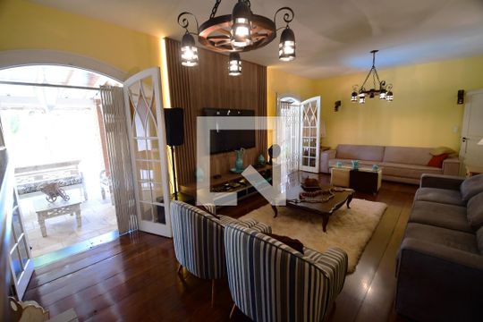 Sala de casa à venda com 6 quartos, 700m² em Chácara Primavera, Campinas