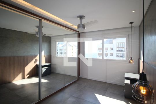 Suíte 1 de apartamento à venda com 2 quartos, 90m² em Jardim Sabará, Porto Alegre