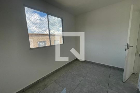 Quarto 1 de apartamento para alugar com 2 quartos, 39m² em Jardim Petropolis, Cotia