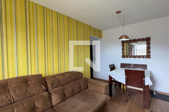 Sala de apartamento à venda com 2 quartos, 48m² em Jardim Iracema, São Paulo