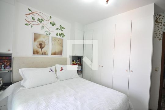 Suíte 1 de casa à venda com 3 quartos, 150m² em Vila Constança, São Paulo