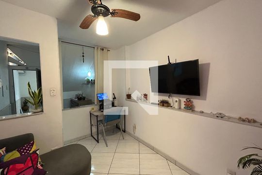 Sala de casa à venda com 4 quartos, 117m² em Cachambi, Rio de Janeiro