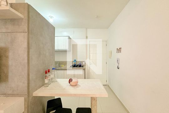Sala de Jantar de apartamento para alugar com 2 quartos, 70m² em Santinho, Florianópolis