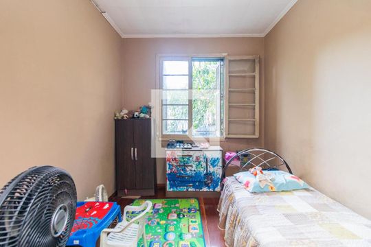Quarto 1 de casa para alugar com 4 quartos, 250m² em Azenha, Porto Alegre