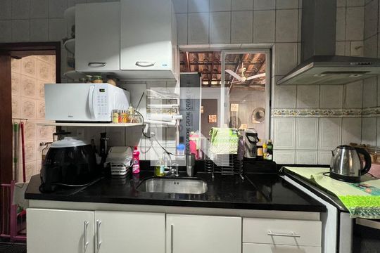 Cozinha de casa à venda com 3 quartos, 88m² em São João Batista, Belo Horizonte