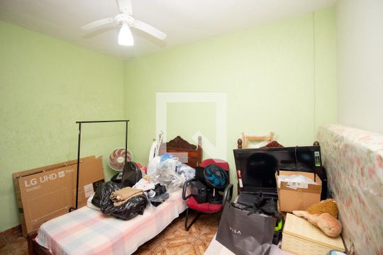 Quarto 2 de casa à venda com 5 quartos, 190m² em Parque Maracana, Contagem