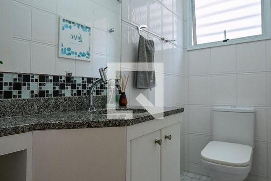 Lavabo de casa de condomínio à venda com 3 quartos, 168m² em Parque Assuncao, Taboão da Serra