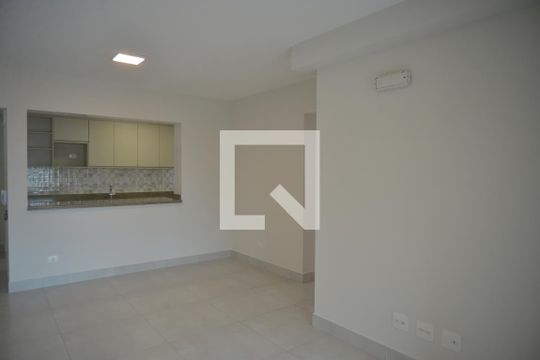 Sala de apartamento à venda com 3 quartos, 100m² em Vila Assunção, Santo André
