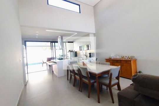 Casa à venda com 3 quartos, 230m² em Swiss Park, Campinas
