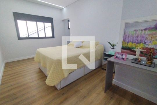 Casa à venda com 3 quartos, 230m² em Swiss Park, Campinas