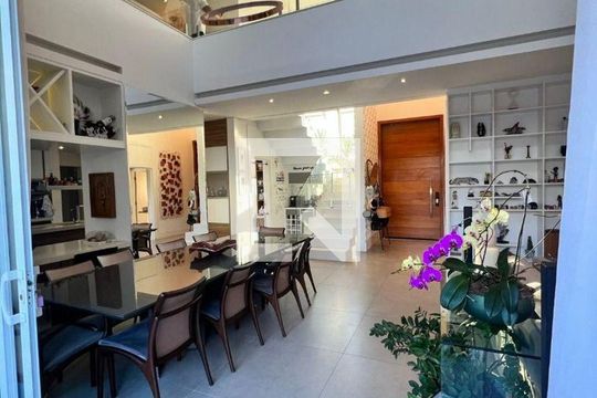 Casa à venda com 4 quartos, 450m² em Swiss Park, Campinas