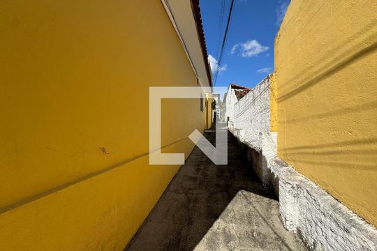 Corredor de casa à venda com 2 quartos, 290m² em Vila Osasco, Osasco