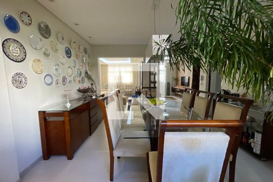Sala de Jantar de apartamento à venda com 3 quartos, 180m² em Cruzeiro, Belo Horizonte