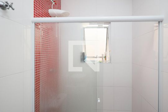 Banheiro da Suíte 1 de casa à venda com 3 quartos, 220m² em Parque Vitoria, São Paulo