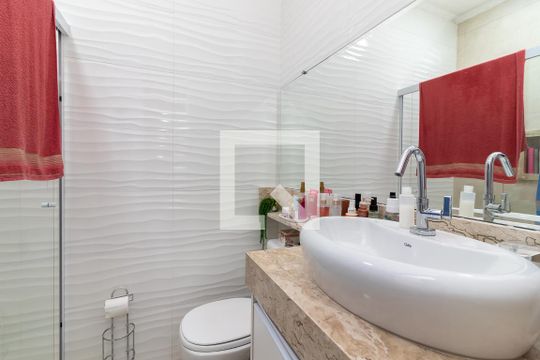 Banheiro da Suíte 1 de casa à venda com 3 quartos, 500m² em Jardim Franca, São Paulo