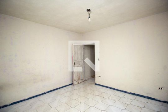 Quarto 1 de casa para alugar com 1 quarto, 60m² em Recreio da Borda do Campo, Santo André