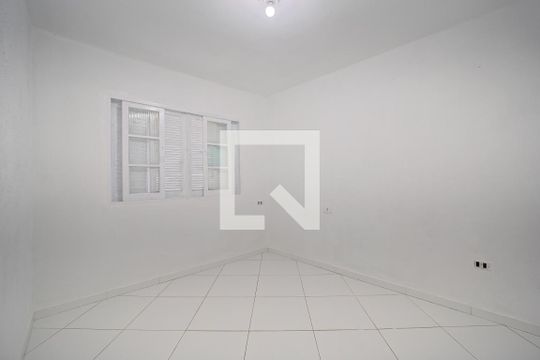 Quarto 2 de casa à venda com 3 quartos, 100m² em Vila Nhocuné, São Paulo