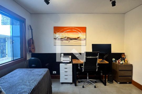Quarto 1 de casa à venda com 3 quartos, 280m² em Jardim Faria Lima, São Paulo