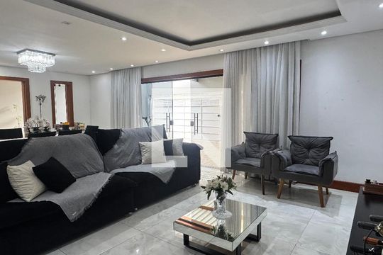 Sala  de casa à venda com 3 quartos, 280m² em Jardim Faria Lima, São Paulo