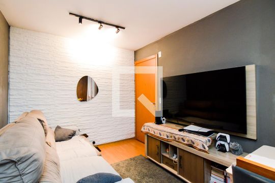 Sala  de apartamento à venda com 2 quartos, 38m² em Jardim Rosa de Franca, Guarulhos