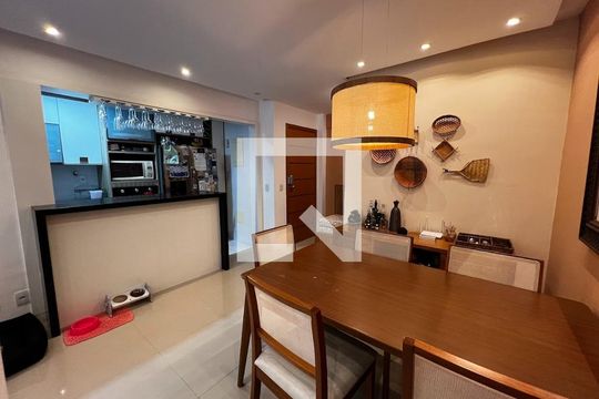 Sala de apartamento à venda com 3 quartos, 85m² em Tijuca, Rio de Janeiro