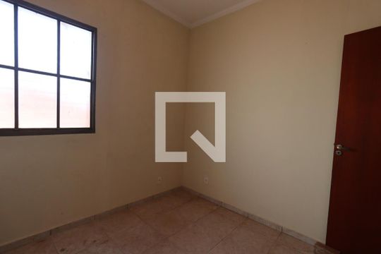 Quarto 1 de casa para alugar com 4 quartos, 200m² em Sumarezinho, Ribeirão Preto