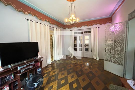 Sala 1 de casa à venda com 4 quartos, 121m² em Engenho de Dentro, Rio de Janeiro