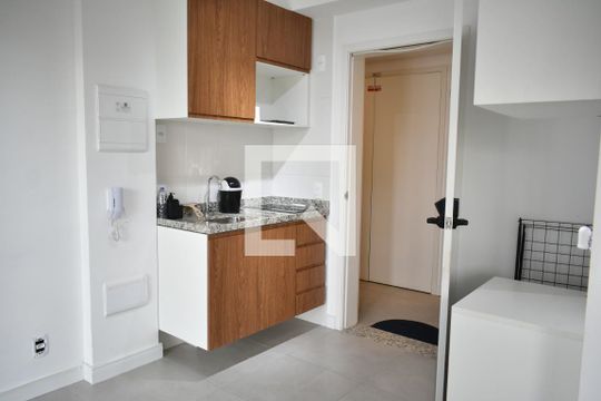 Studio de kitnet/studio para alugar com 0 quarto, 29m² em Chácara Inglesa, São Paulo