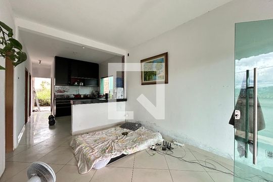 Casa para alugar com 3 quartos, 70m² em Tupã, Contagem