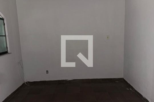Quarto  de casa para alugar com 1 quarto, 40m² em Curicica, Rio de Janeiro