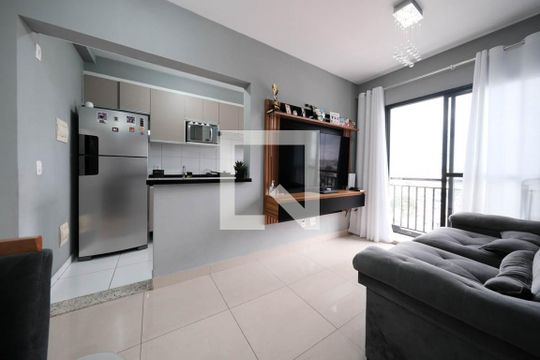 Sala/Cozinha de apartamento à venda com 2 quartos, 53m² em Vila Paranagua, São Paulo